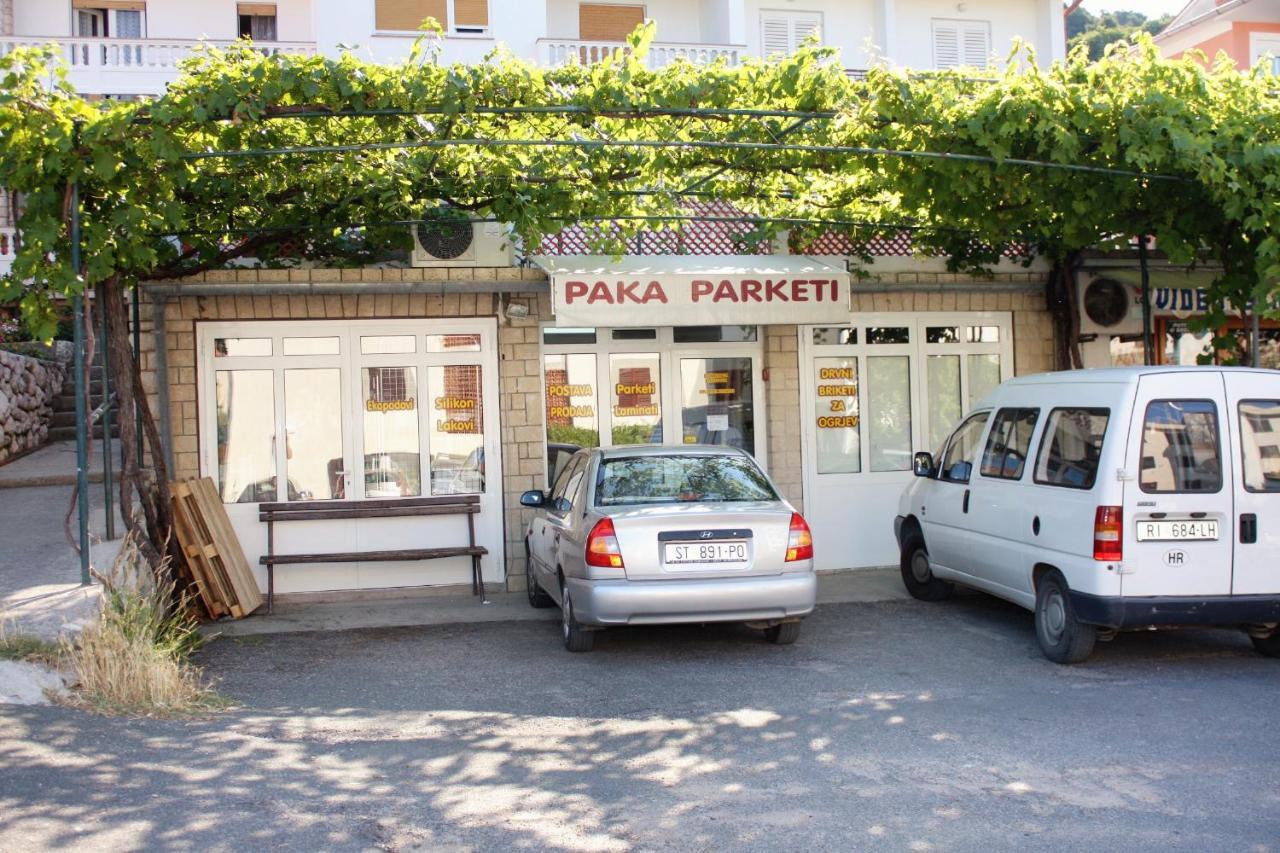 Apartments And Rooms With Parking Space Palit, Rab - 5061 Dış mekan fotoğraf