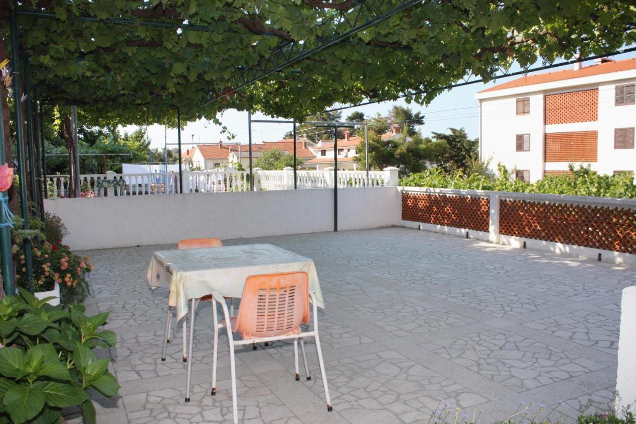 Apartments And Rooms With Parking Space Palit, Rab - 5061 Dış mekan fotoğraf