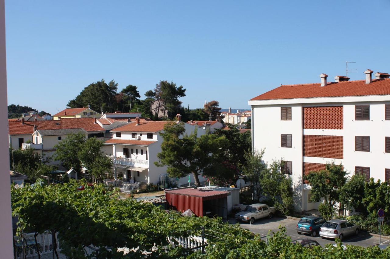 Apartments And Rooms With Parking Space Palit, Rab - 5061 Dış mekan fotoğraf