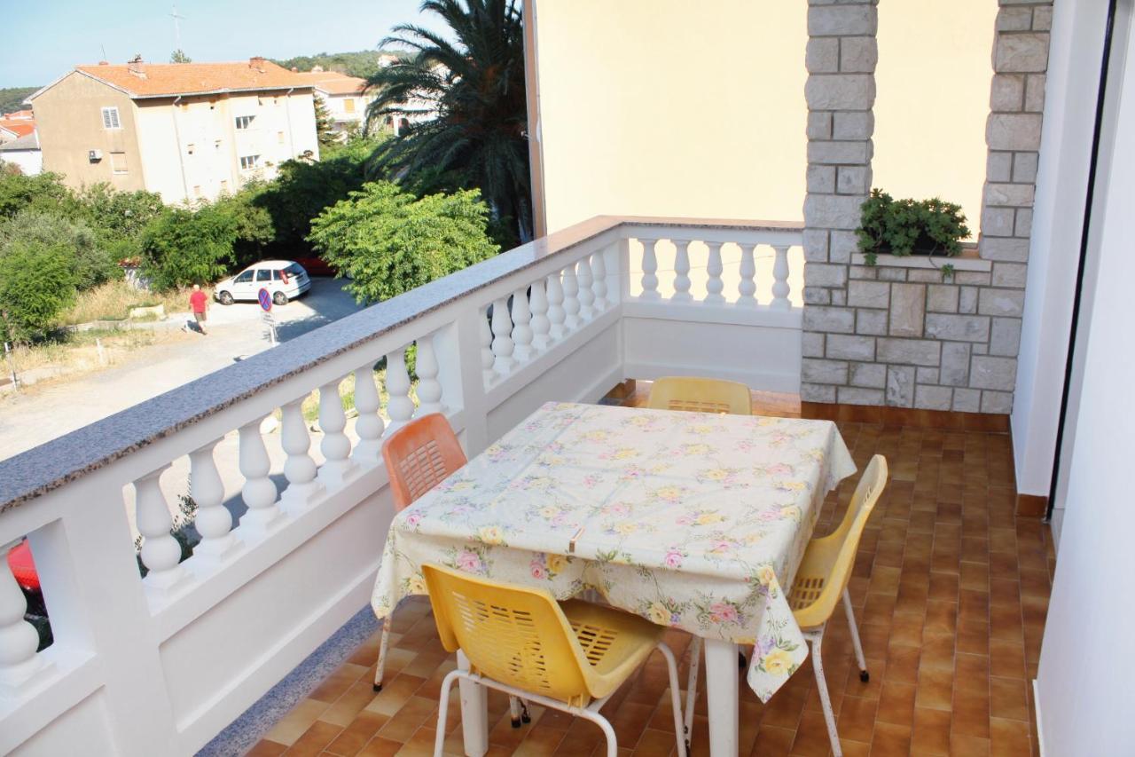 Apartments And Rooms With Parking Space Palit, Rab - 5061 Dış mekan fotoğraf