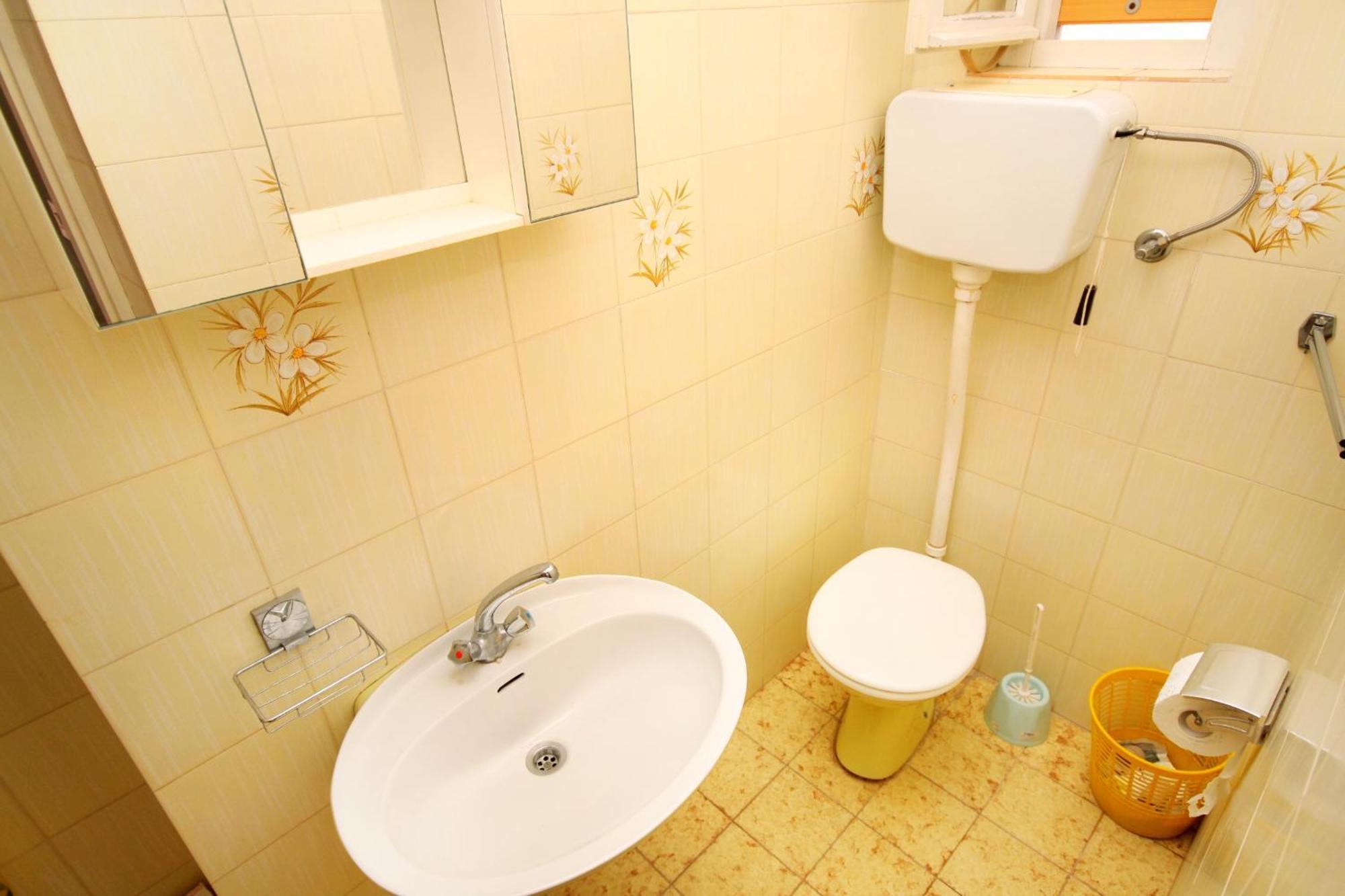 Apartments And Rooms With Parking Space Palit, Rab - 5061 Oda fotoğraf